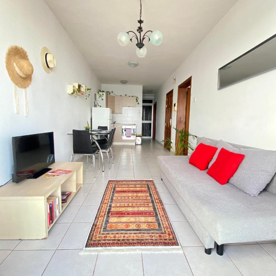 F2 - Lovely Two Bedrooms Flat Sea View, St Julians St. Julian's Exteriör bild